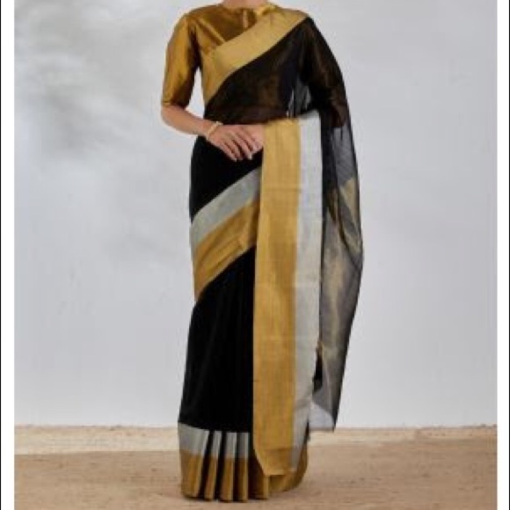- Raw mango cotton silk designer saree (NO BLOUSE)